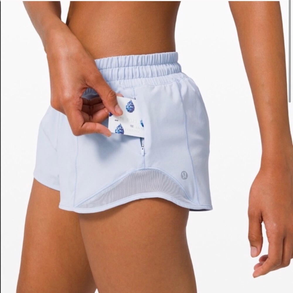lululemon hotty hot 4 ISO!!!